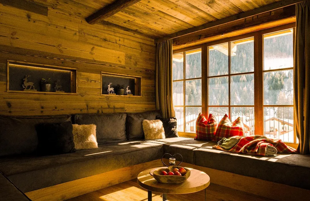 Mons Silva Private Luxury Chalets-1