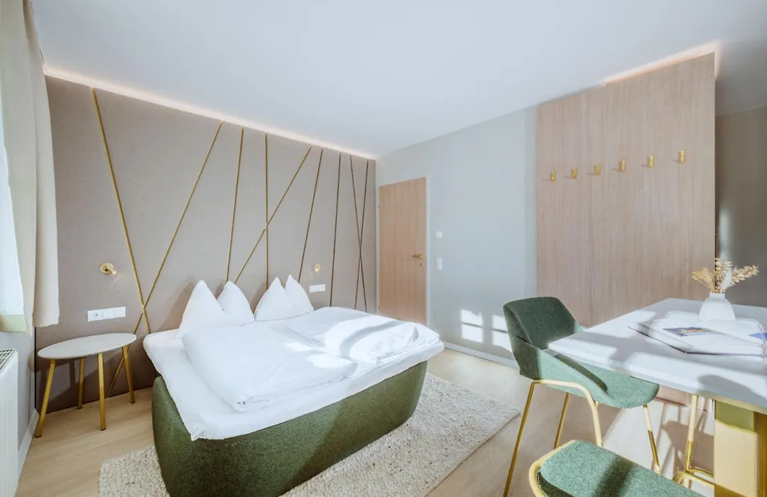 Crystls Aparthotel-1