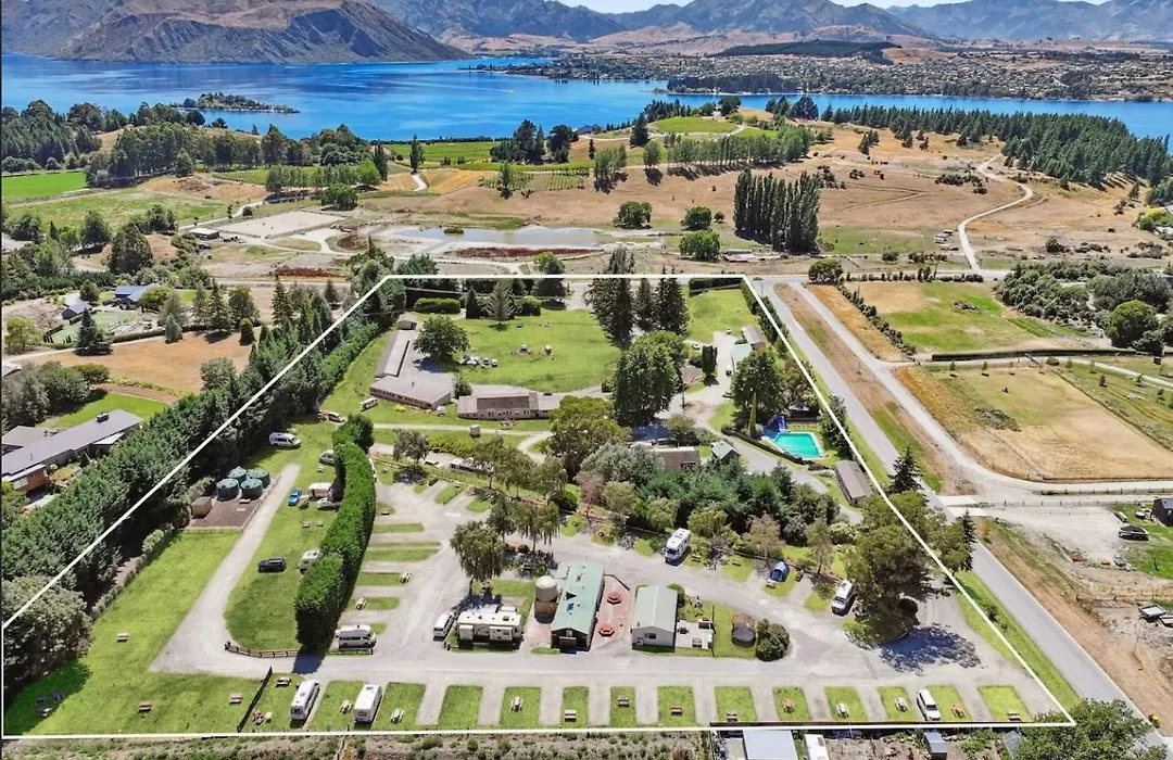 Mt Aspiring Holiday Park-1