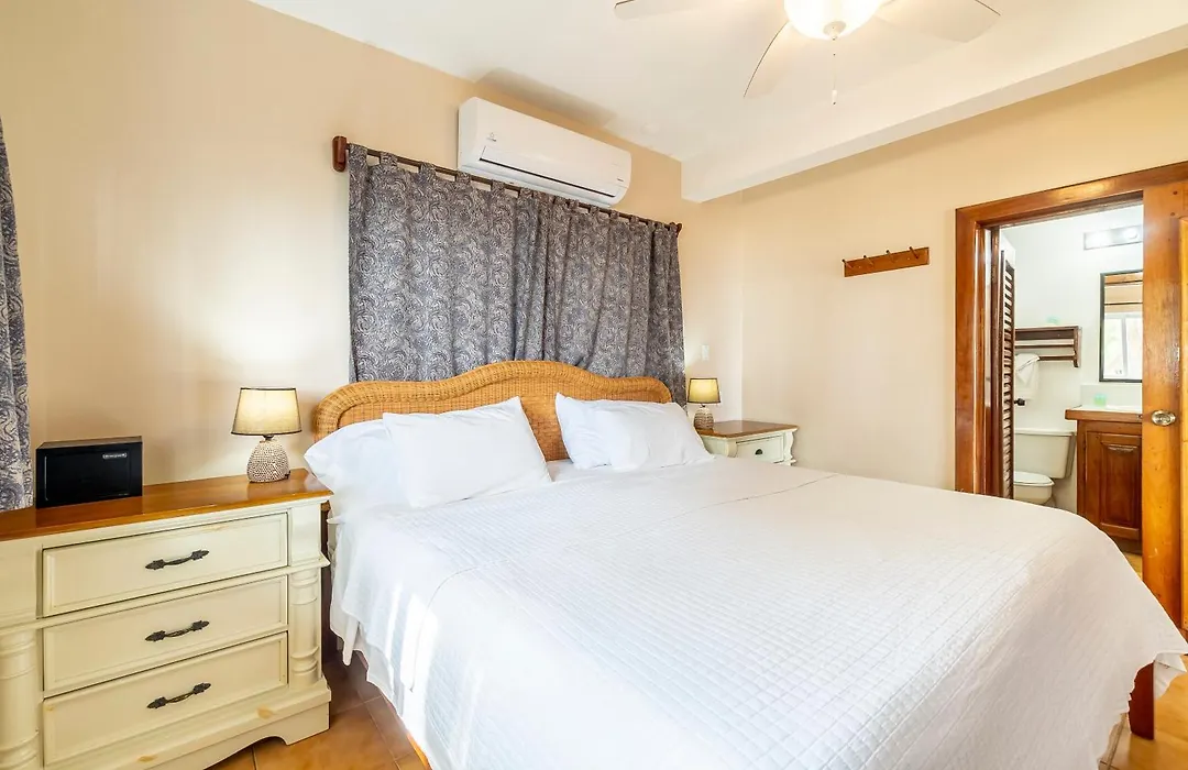 Caribbean Villas Hotel-1