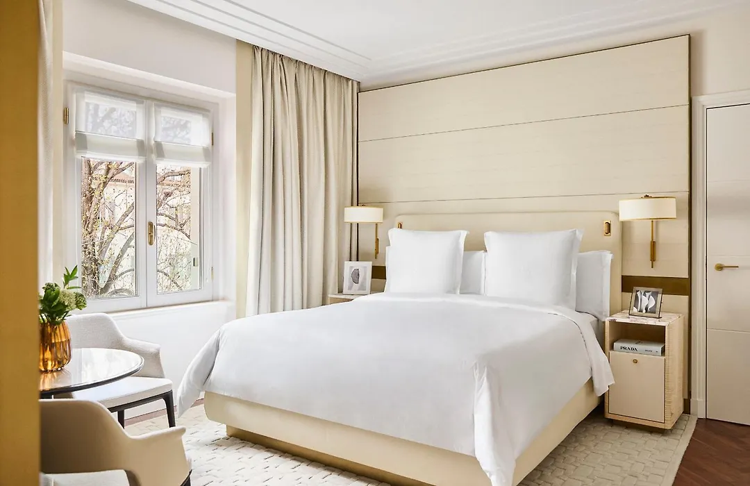 Four Seasons Hotel Milano-1