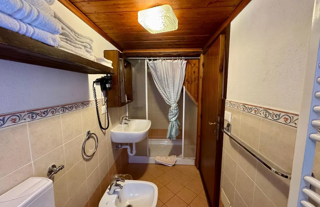 Hotel Edelweiss-1