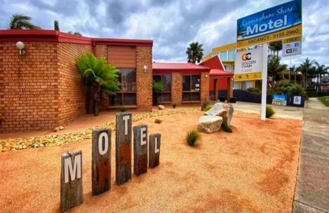 Cunningham Shore Motel-1