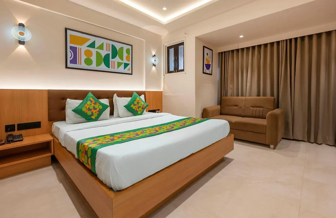 Treebo Shree Krishna Palace-1