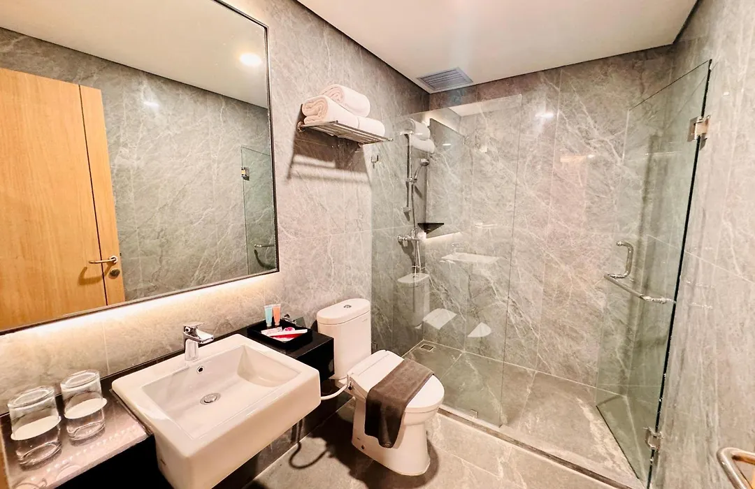 Orchardz Hotel Industri Jakarta Kemayoran-1