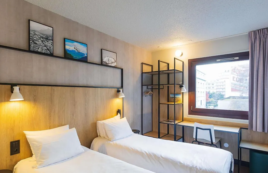 Ibis Grenoble Gare-1