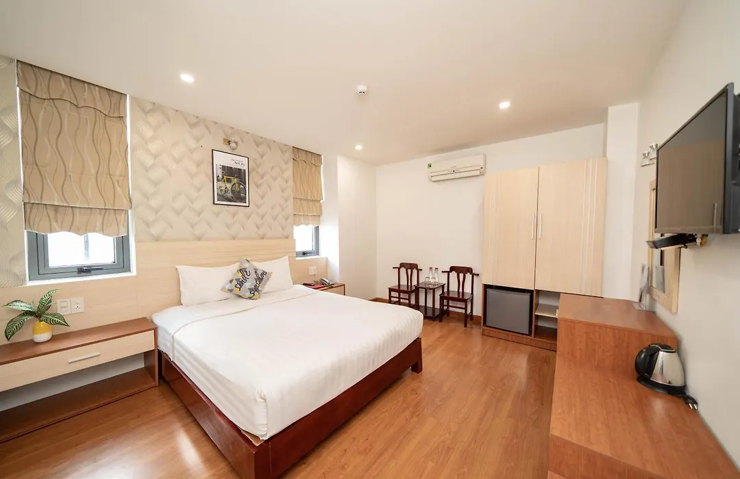 Happy Day Riverside Hotel & Spa Danang-1