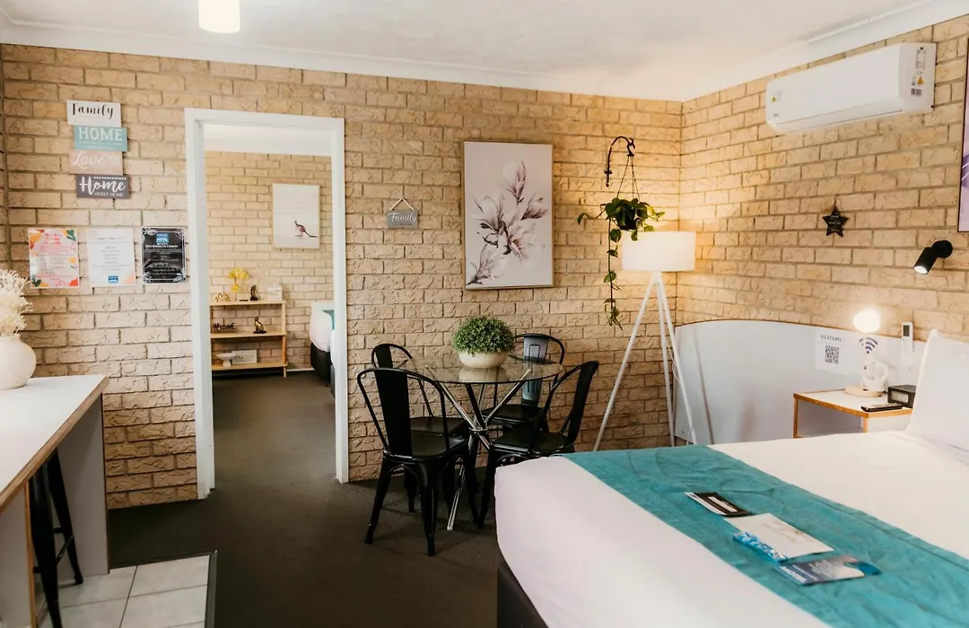 Kennedy Drive Boutique Motel & Nursery- Close To City Centre & Airport - 24 Hour Self Check-In-1