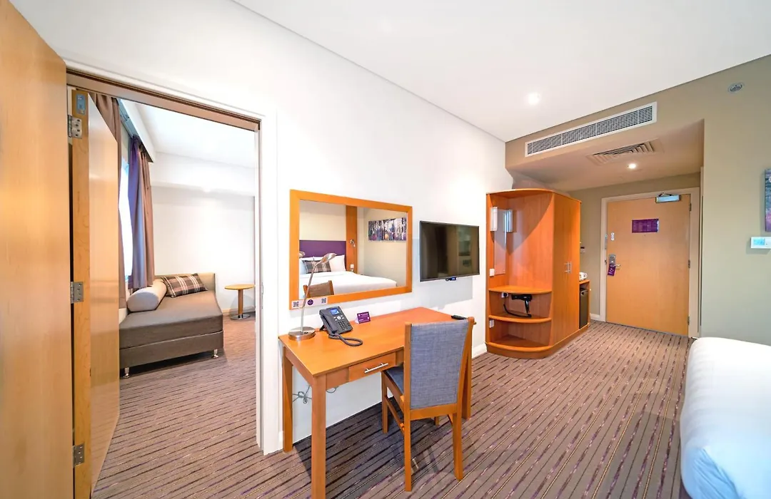 Premier Inn Abu Dhabi Airport Business Park-1