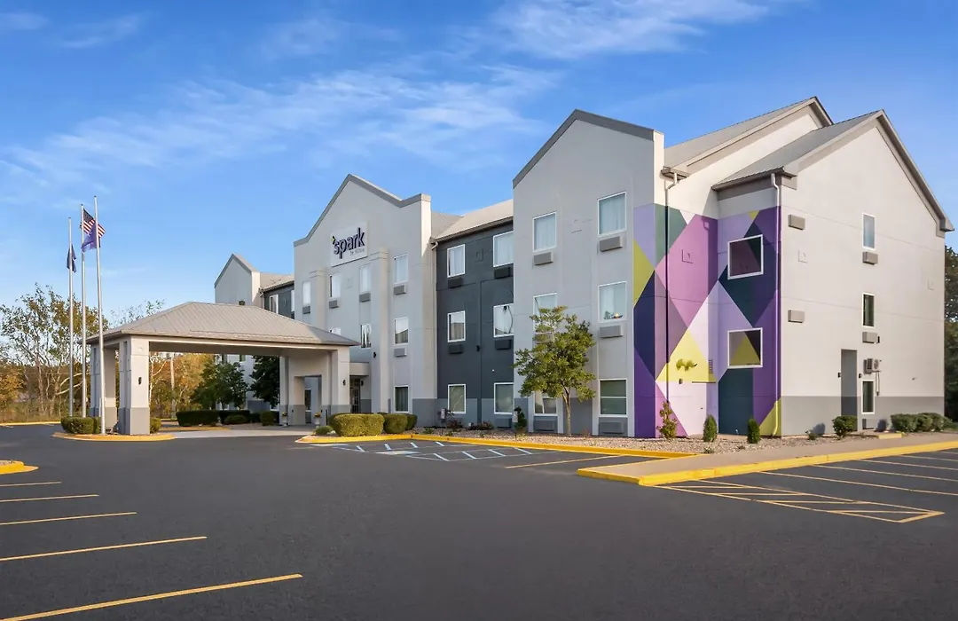 Spark By Hilton La Grange-1
