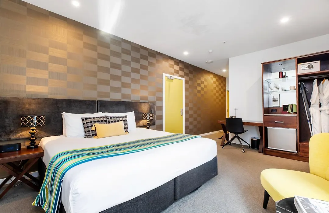Hotel 115-1