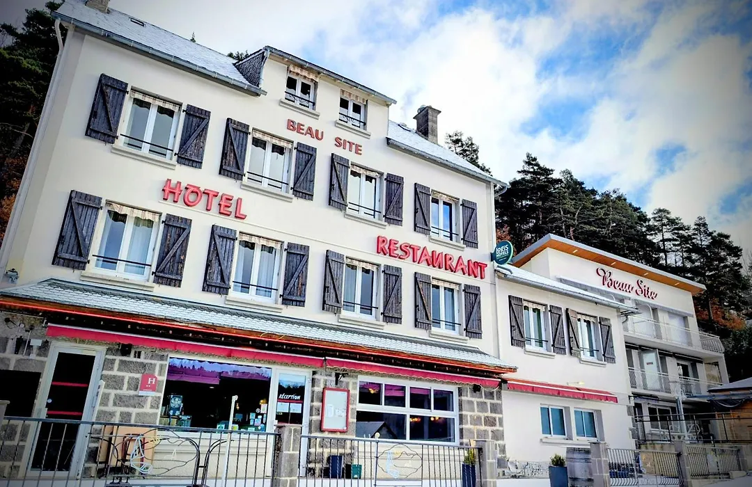 Logis Hôtel Restaurant Beau Site-1
