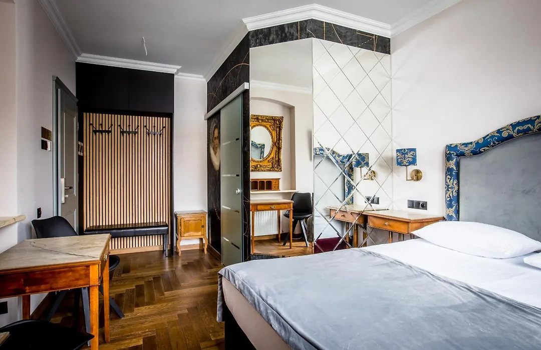Hotel Ambasada Boleslawiec-1