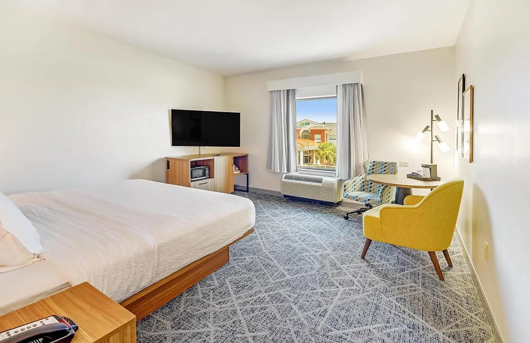 Hampton Inn Foley-1