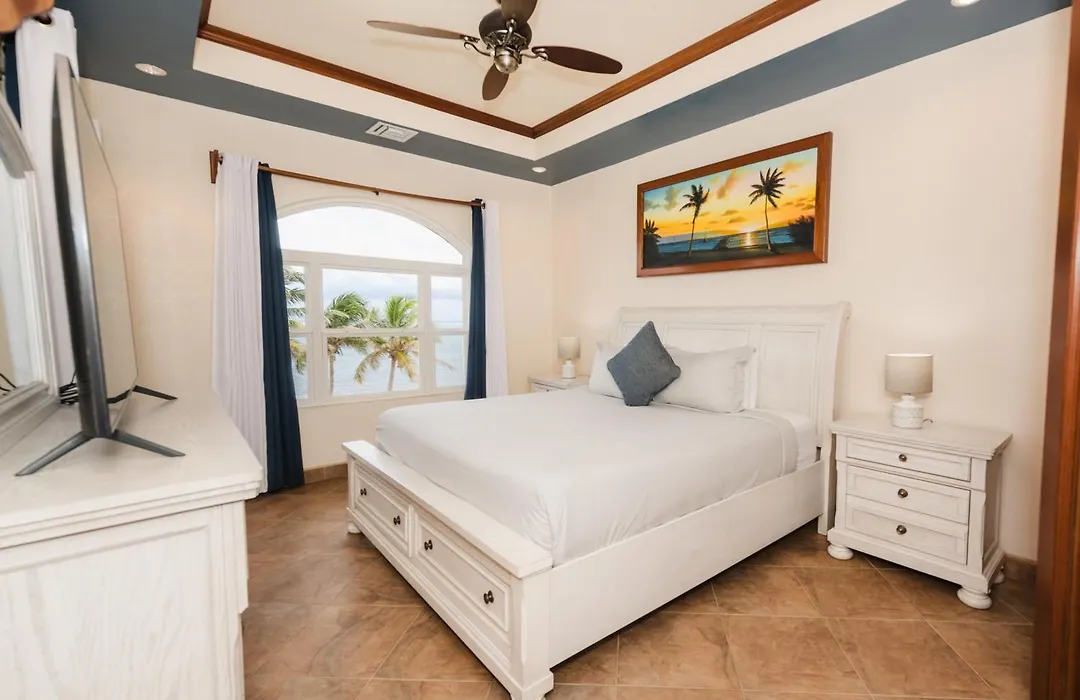 Grand Caribe Belize-1
