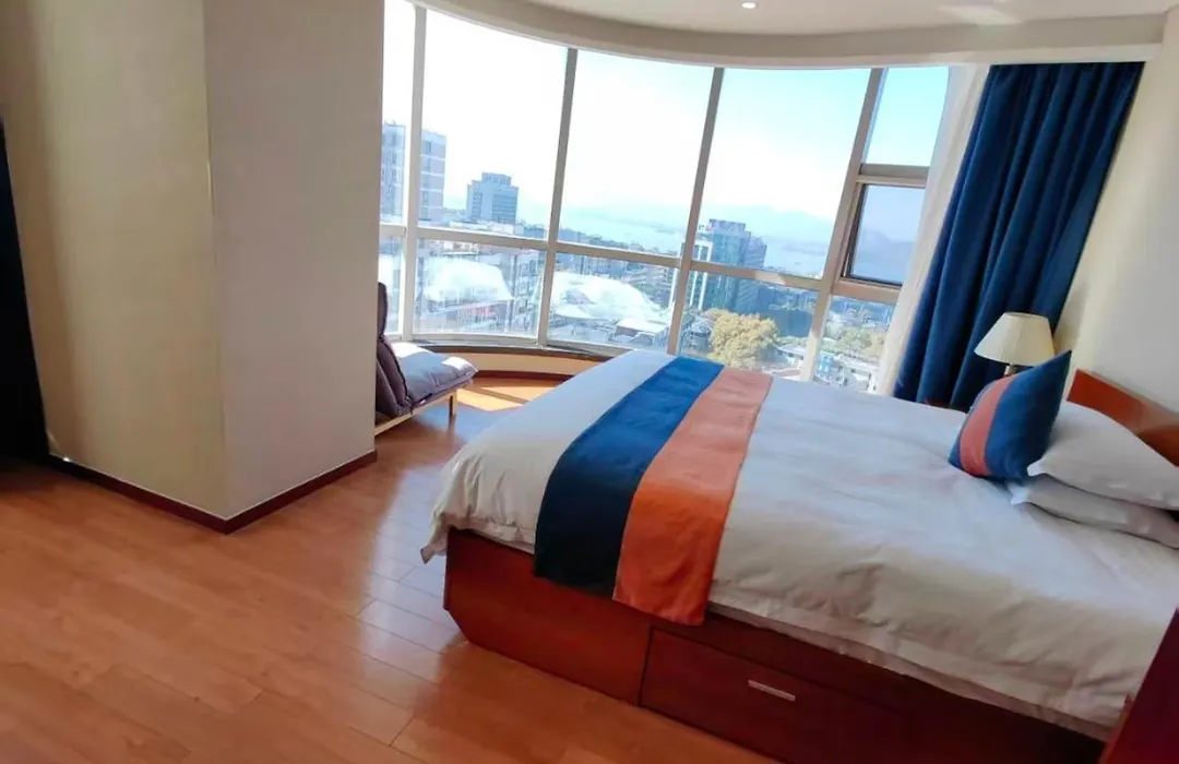 East King Business Hotel-1