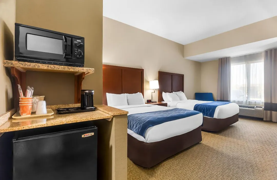 Comfort Inn & Suites Sikeston I-55-1