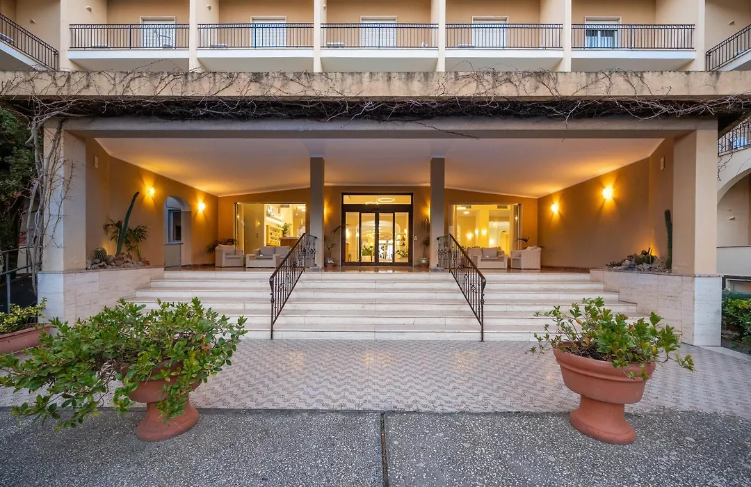 Hotel Terme Alexander-1