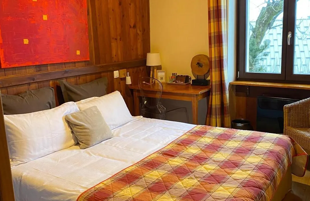 Hotel Auberge Edelweiss-1