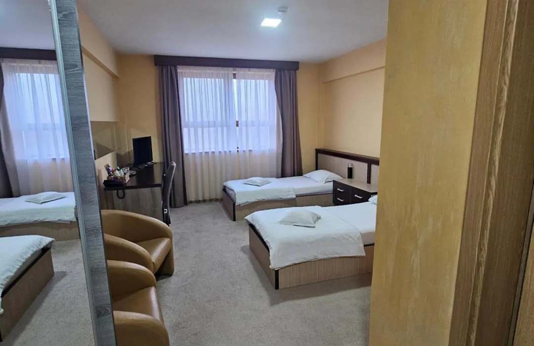 Hotel Edelweiss-1