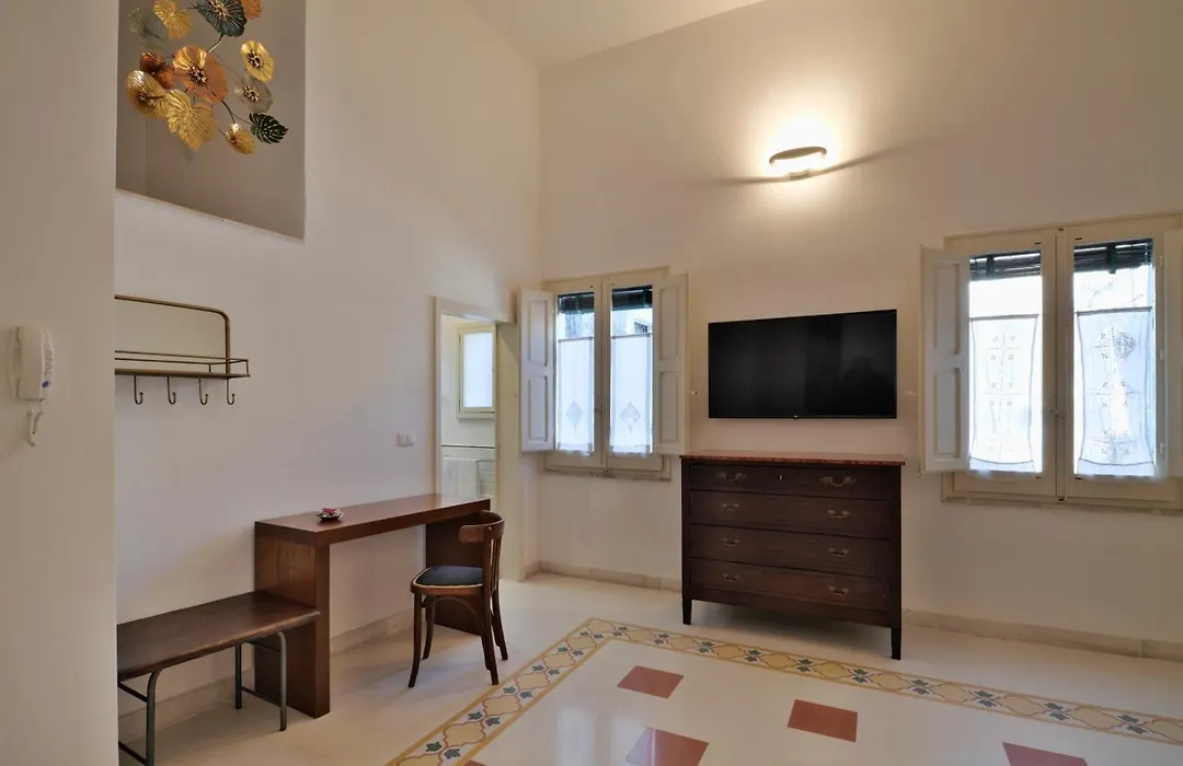 Palazzo Rollo-1