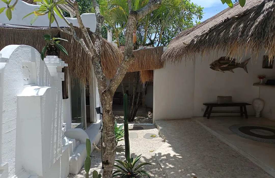 Sal Secret Spot-1