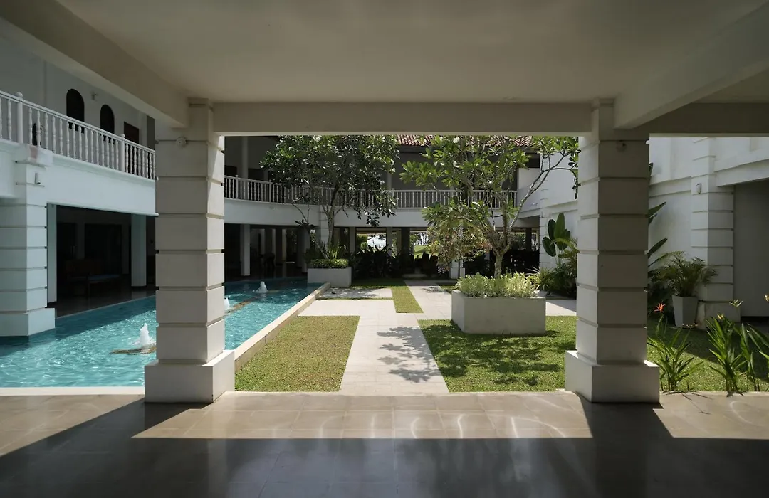Hibiscus Beach Hotel & Villas-1