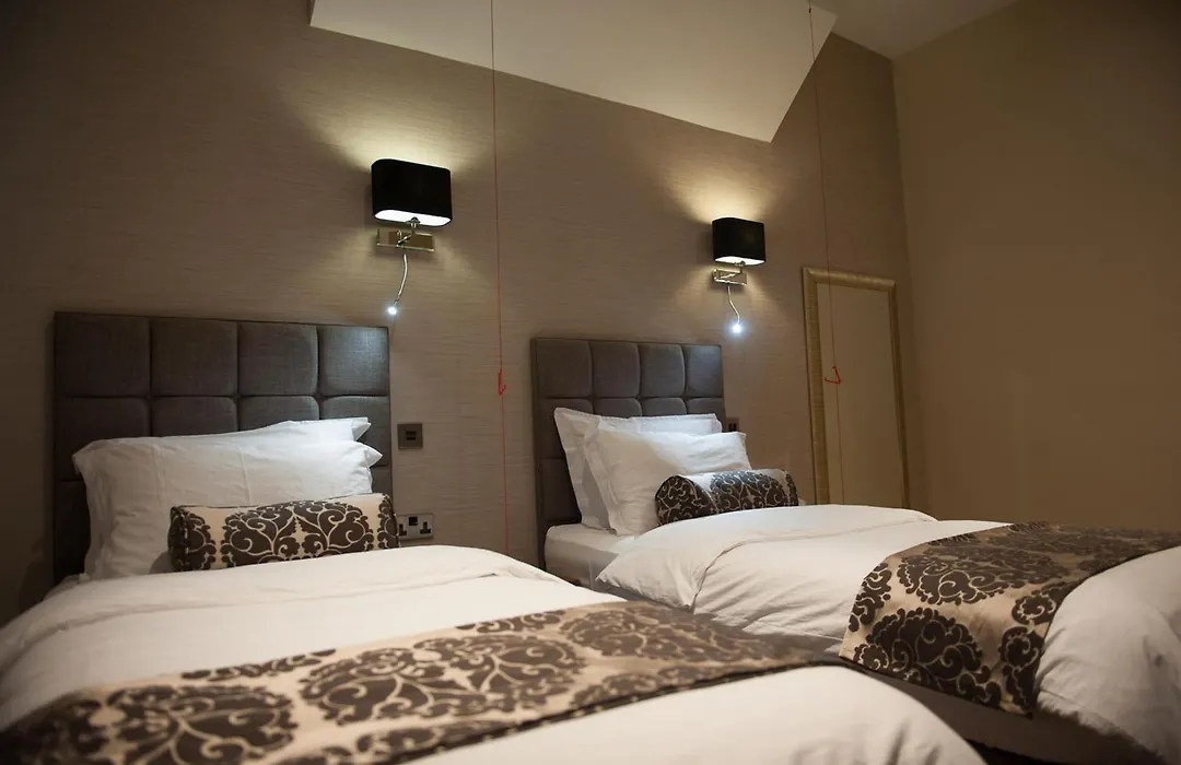 Hotel Forty One-1