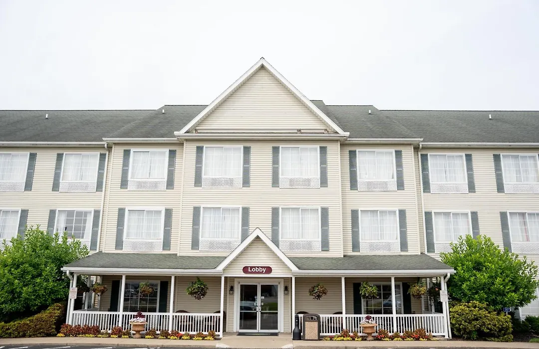 Coshocton Village Inn & Suites-1
