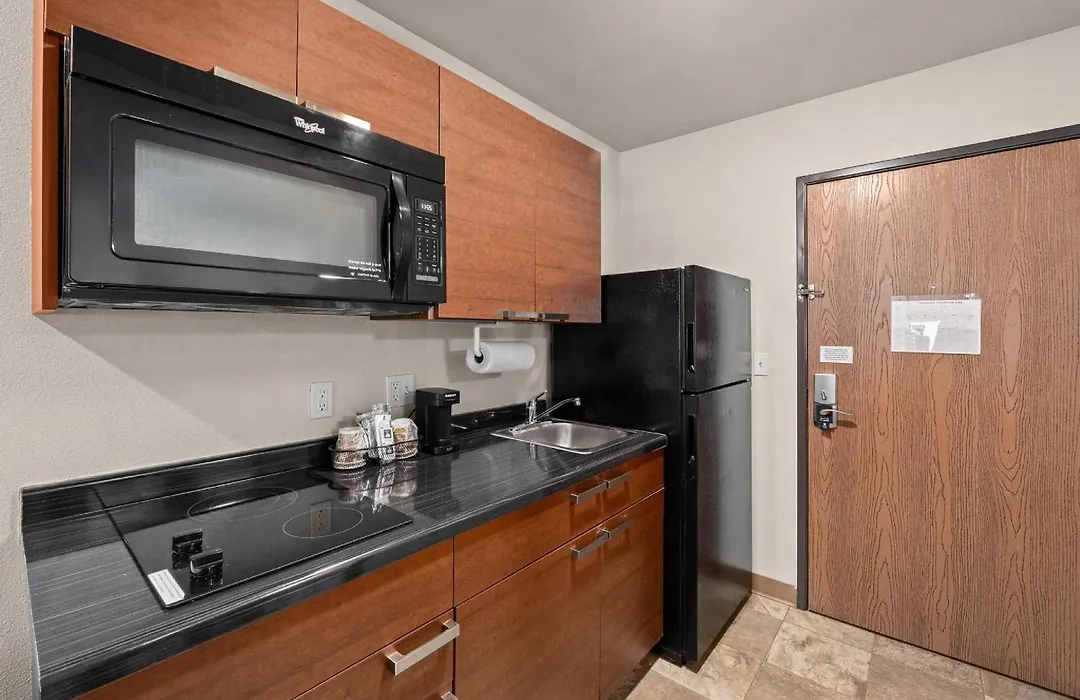Mainstay Suites Spokane Valley-1
