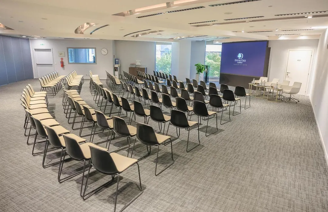 Doubletree By Hilton Yerevan City Centre-1