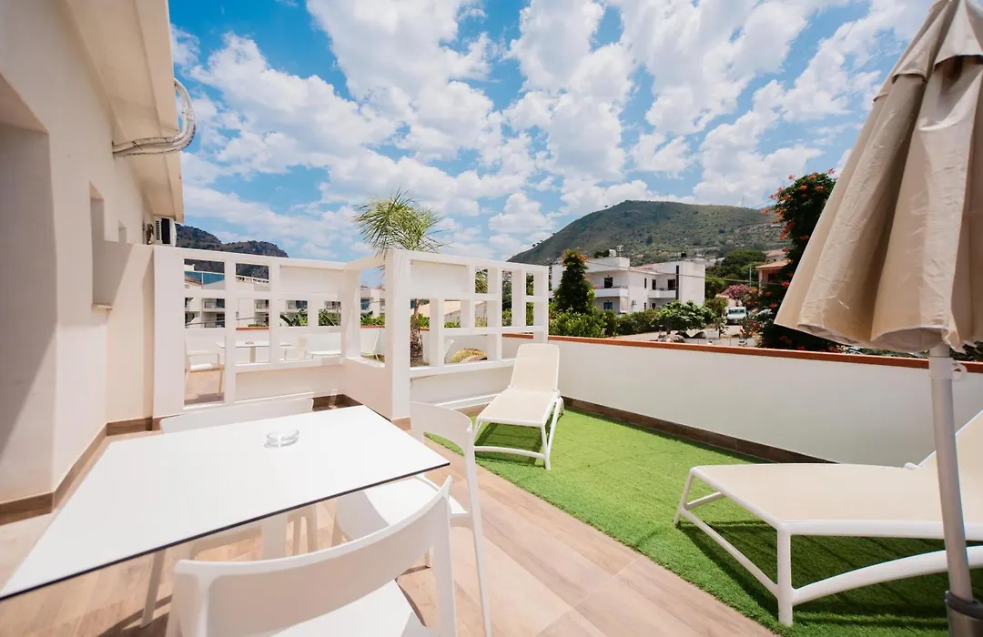 Villa Cerniglia Plus-1