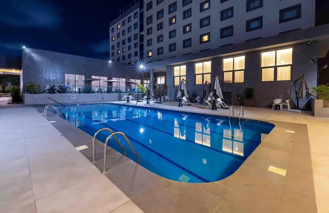 Palms By Eagles Airport City-1