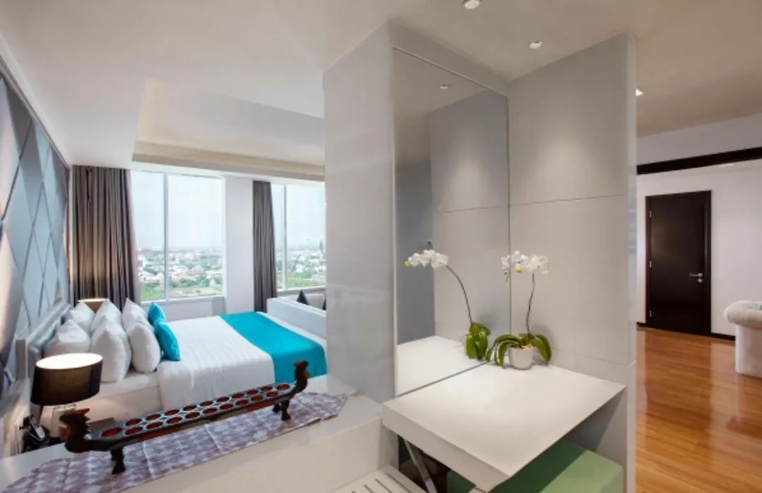 The Alana Hotel & Convention Center Solo By Aston-1