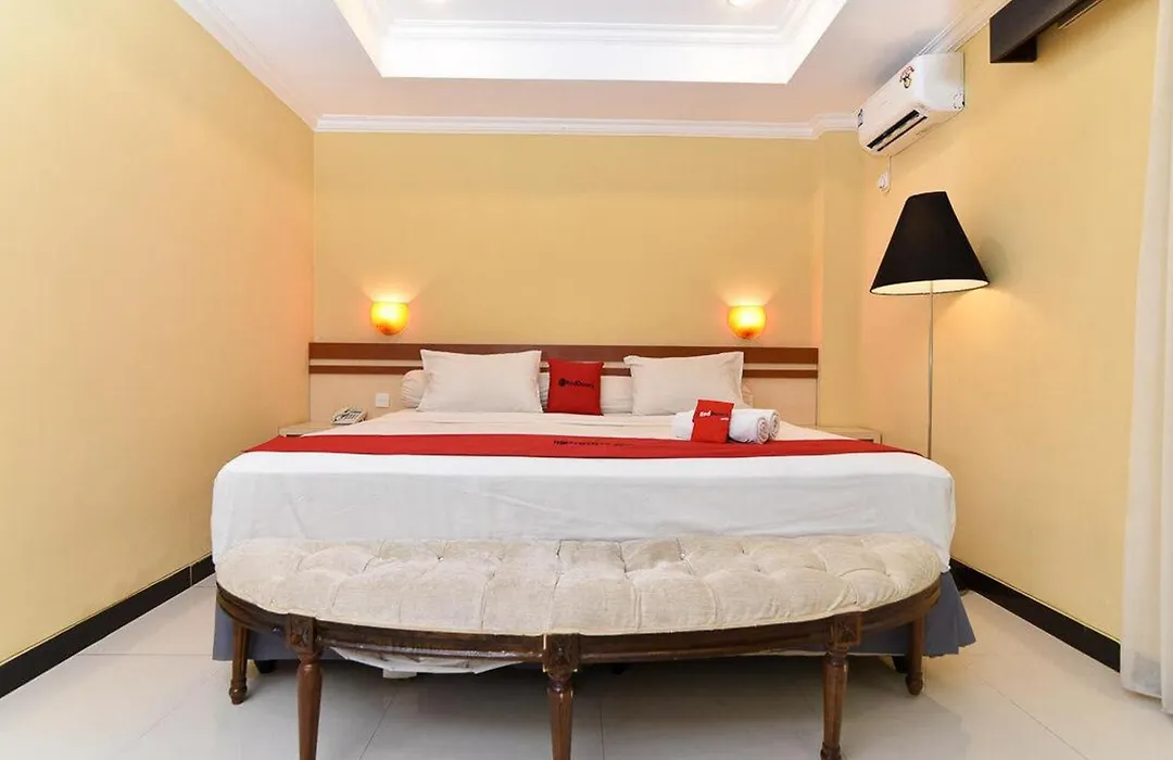 Reddoorz Plus Near Mall Bali Galeria 2-1