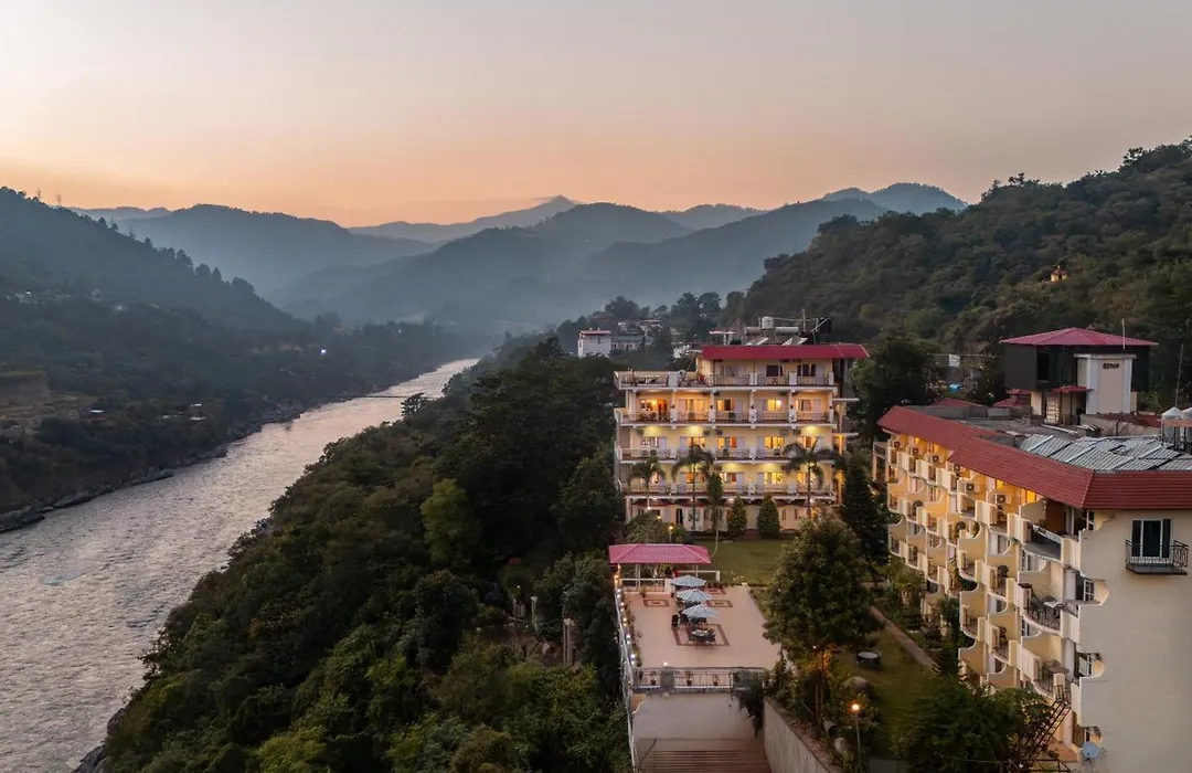 Justa Riverside Resort Srinagar-1