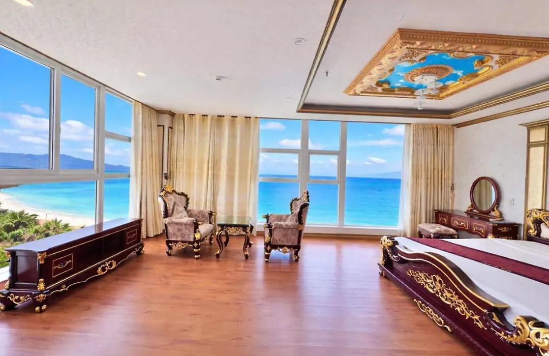 Paris Luxury Hotel & Apartment Nha Trang-1