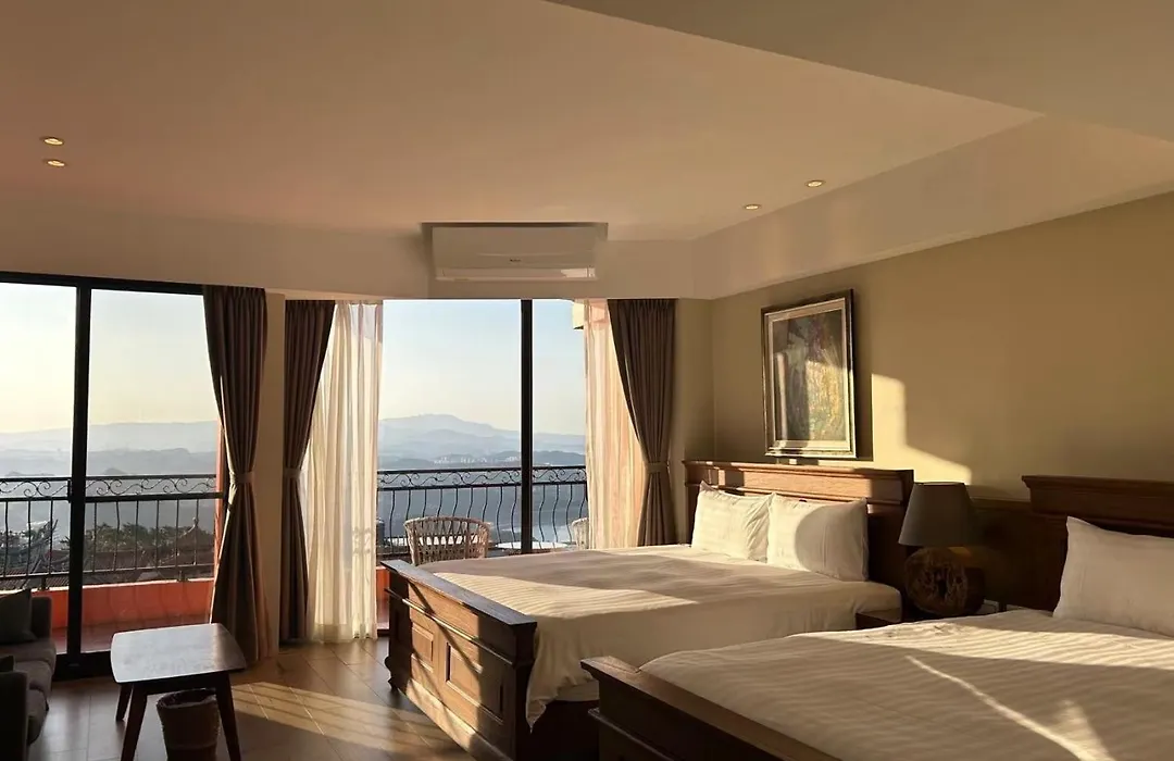 Sunshine B&B-1