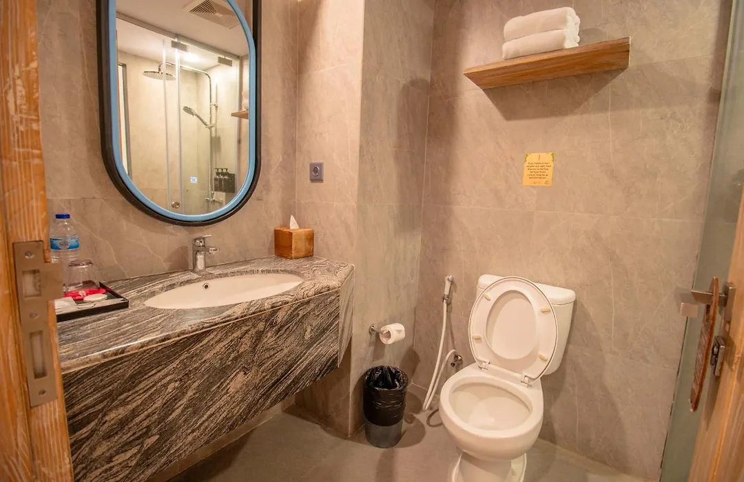 Koa D Surfer Hotel-1