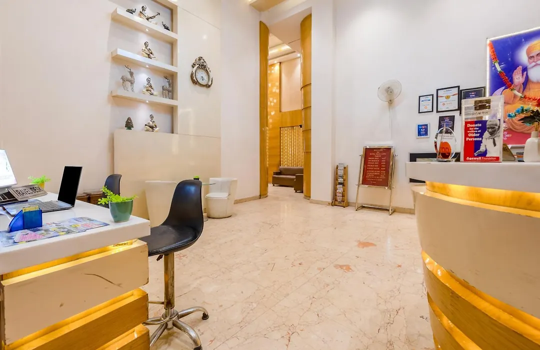 Aman Continental With Restaurant - 5Mins From Connaught Place ,Railway Station & Metro-1