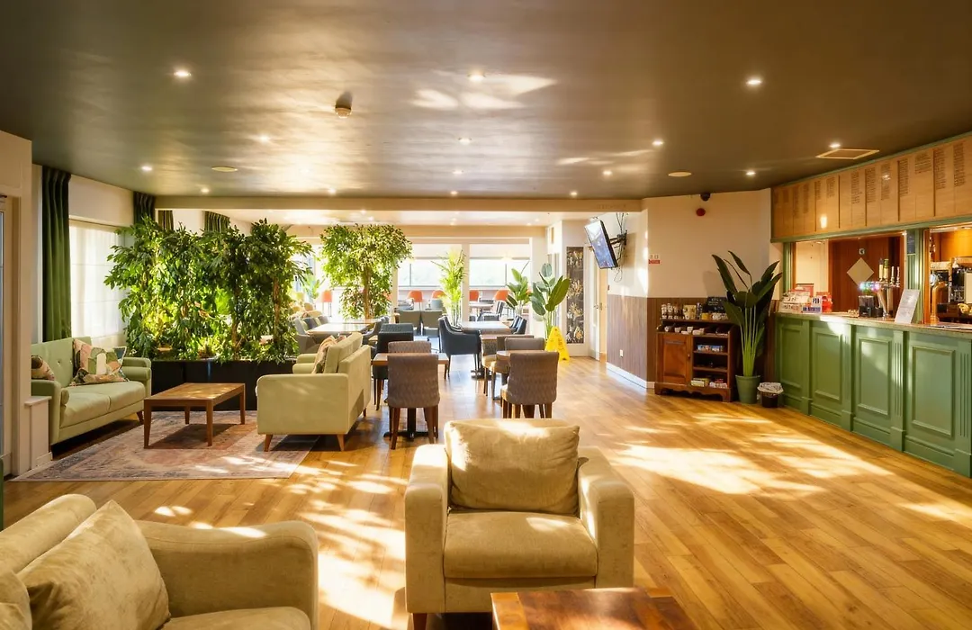 Cotswolds Hotel & Spa-1