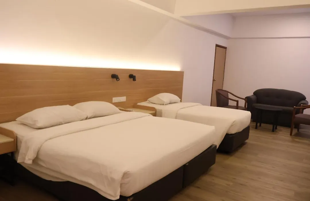 Crystal Crown Hotel Harbour View, Port Klang-1