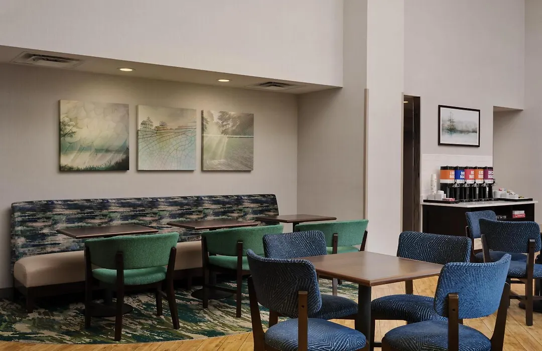 Hampton Inn Waynesboro-1