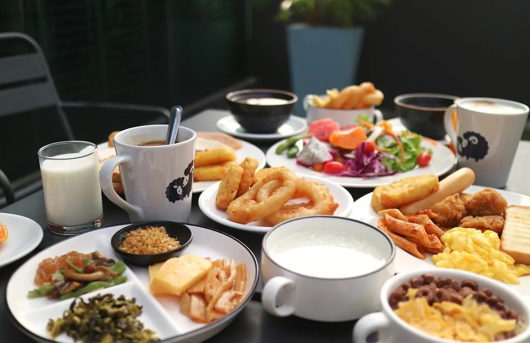 Kokotel Bangkok Sukhumvit 50-1