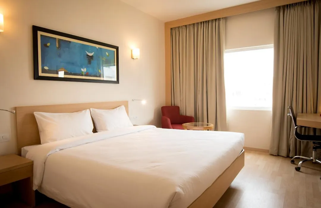 Red Fox By Lemon Tree Hotels, Tiruchirappalli Trichy-1