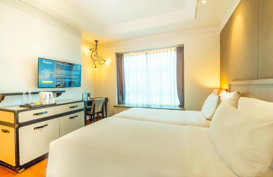 De Paviljoen Bandung-1