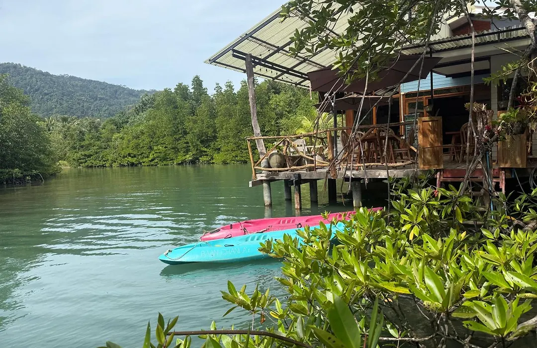 Baan Chan Lay Koh Chang-1
