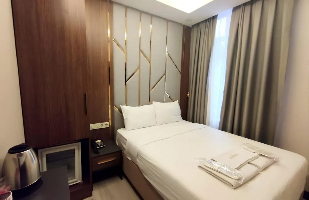 The Golden Pera'S Hotel & Spa-1