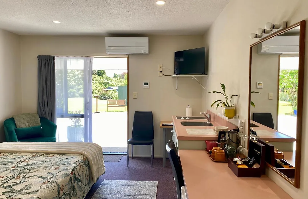 Heritage Park Lodge-1