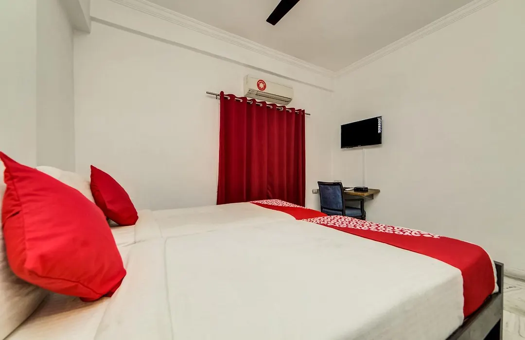 Hotel O Jntu College Near Lulu Mall, Kphb Colony.-1